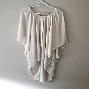 Cream Flowy Boho Chic Blouse Medium